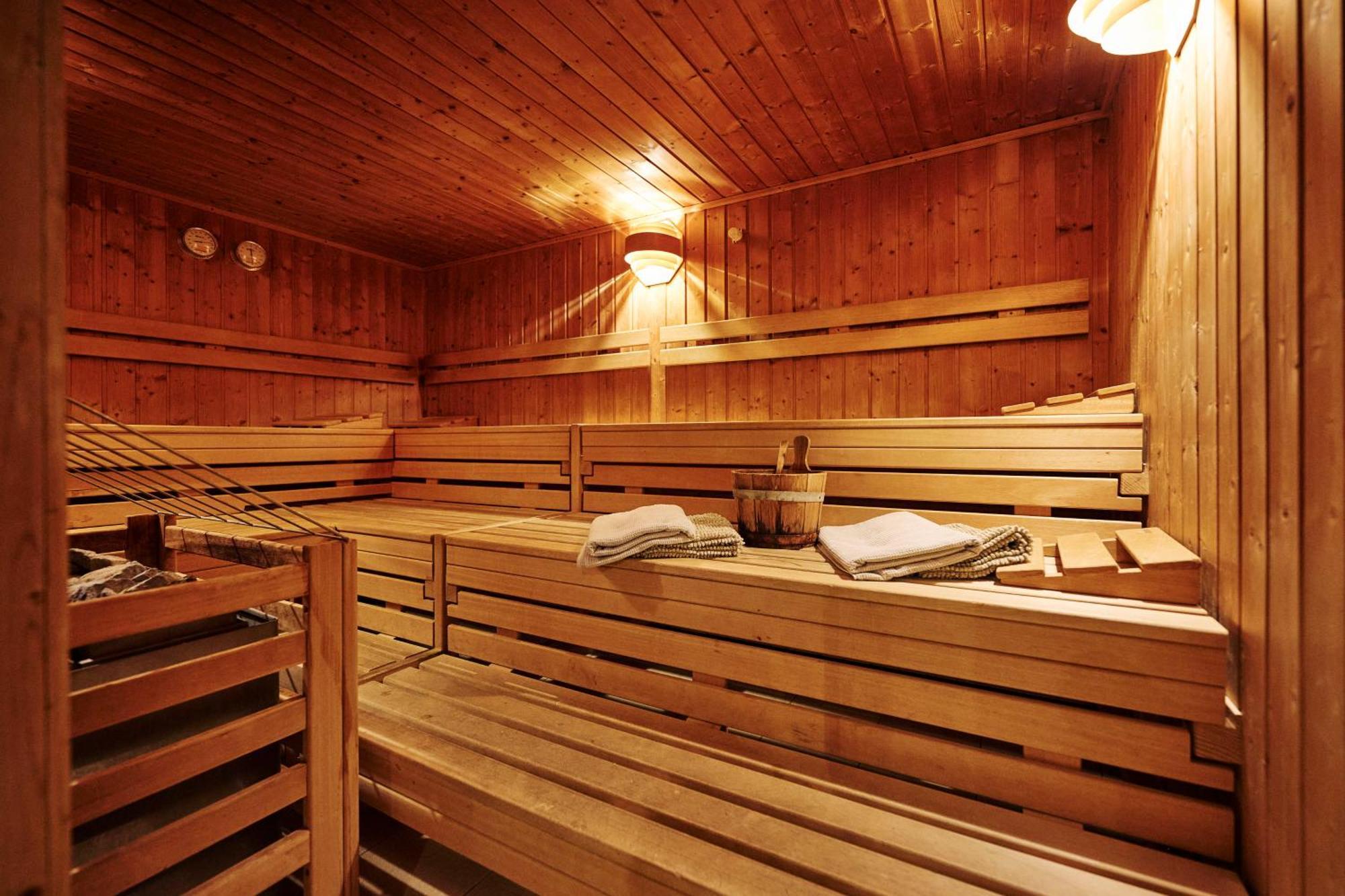 Arlberg Stuben - Das Kleine, Feine Hotel シュトゥーベン・アム・アールベルク エクステリア 写真