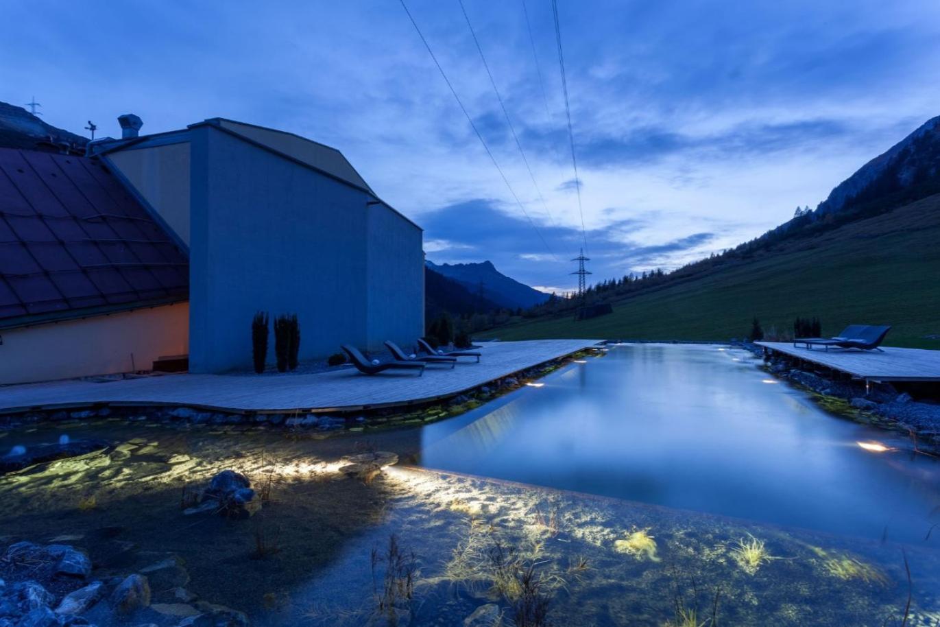 Arlberg Stuben - Das Kleine, Feine Hotel シュトゥーベン・アム・アールベルク エクステリア 写真
